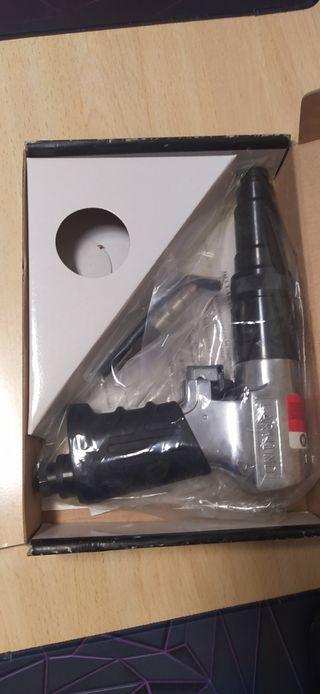 Pistola Neumática Atornillador Larwind PT404HC