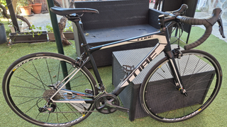 Bicicleta CUBE Attain Race Carbono