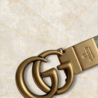 Cinturón Gucci GG Marmont Reversible Beige/Negro