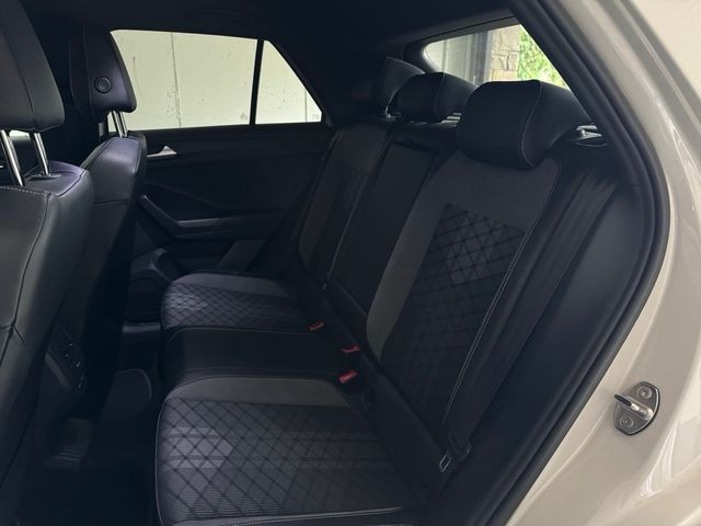 Volkswagen T-Roc 2023