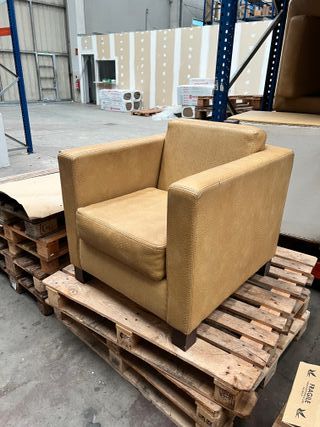 20 butacas de cuero beige para restaurar