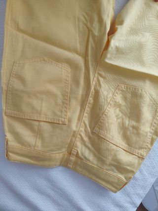 Pantalón largo Amarillo