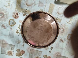 Piatto in rame decorato