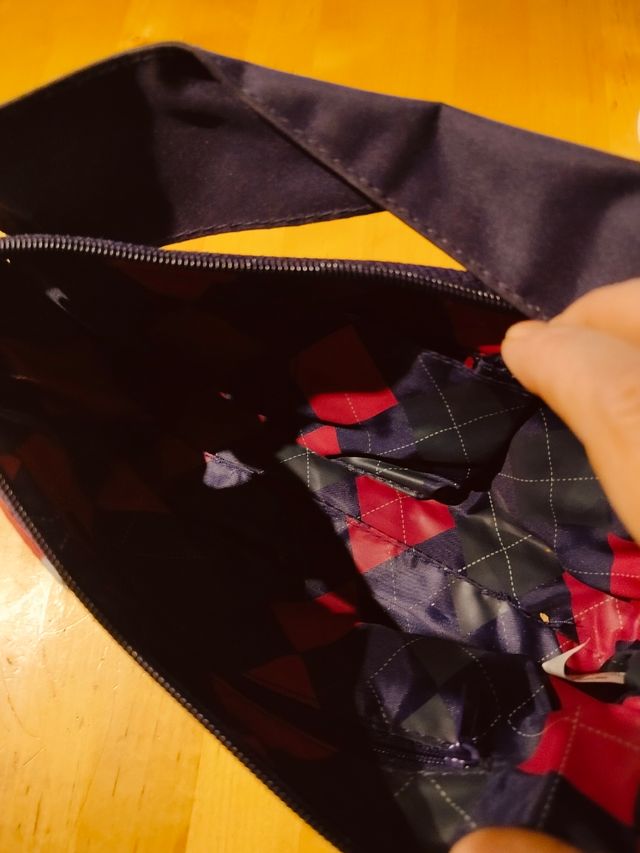 Bolso Negro Devota & Lomba