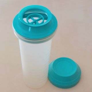 Shaker Tupperware Mix Max  + piatto omaggio