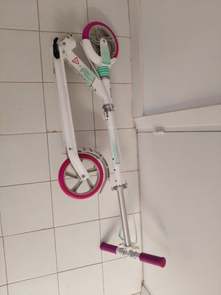 Patinete Oxelo blanco, turquesa y rosa