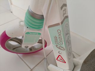 Patinete Oxelo blanco, turquesa y rosa