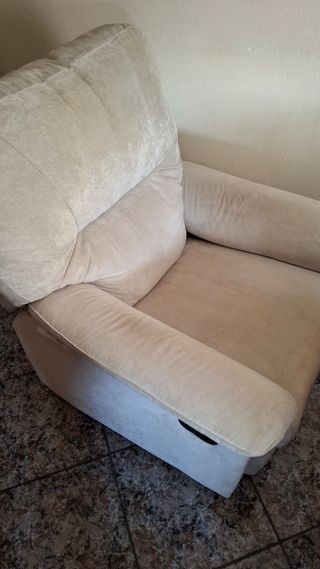 Sillónes Relax Beige.
Dos sillones...
150€
