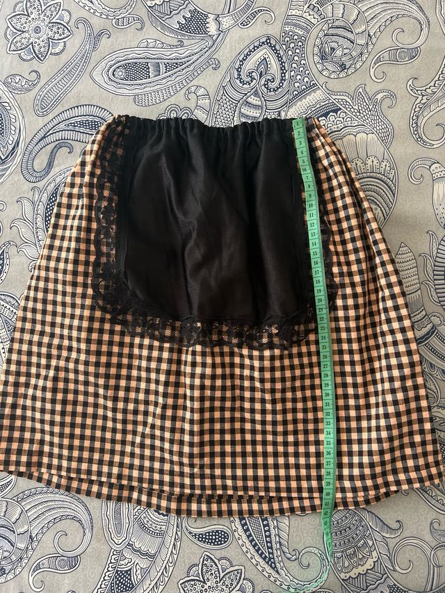 Falda Castañeira a cuadros con encaje