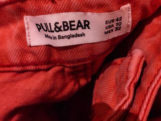 Pantalones cortos Pull&Bear rojos