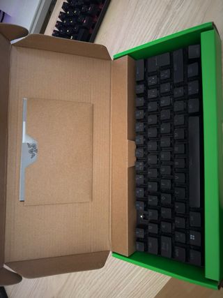 Razer Huntsman Mini Teclado Gaming (LEER)