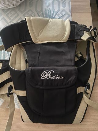 Mochila Portabebés Bethbear Negra y Beige