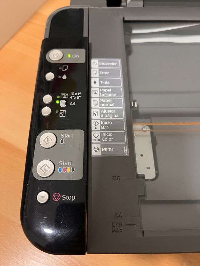 Stampante nera Epson DX4000