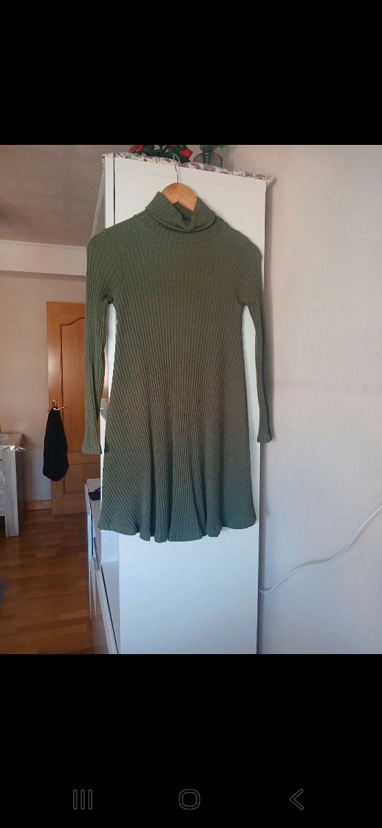 Vestido de punto verde caqui talla S
