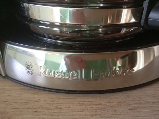 Cafetera Russell Hobbs Roja