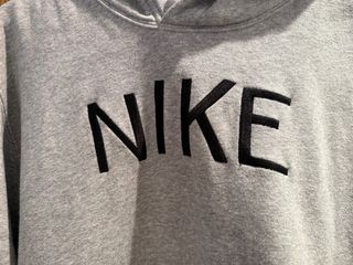 Sudadera Nike Gris