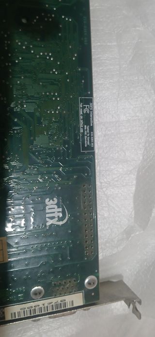 Voodoo III 3000 16MB AGP y CD VOODOO3 ver 1.4