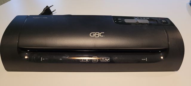 Plastificadora GBC Fusion 1100L Negra y fundas