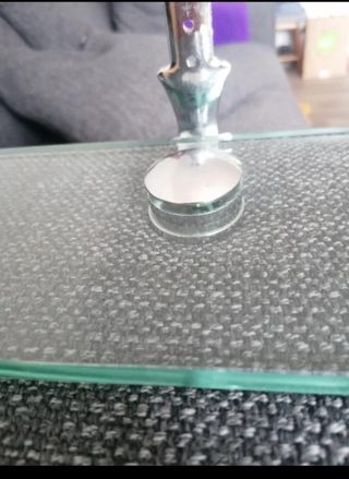 Estante de cristal retro para baño y otros usos.