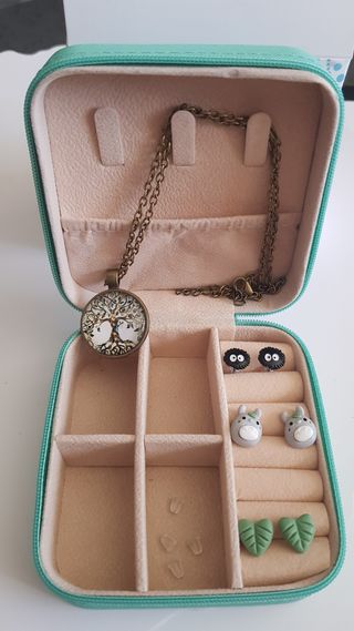 Joyero Studio Ghibli con Collar y Pendientes