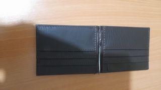 Cartera de cuero negrp