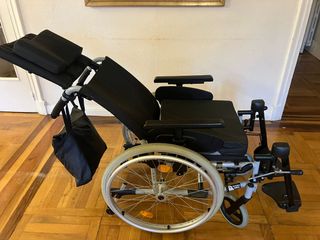 Silla de ruedas reclinable(recogida San Sebastian