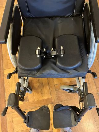 Silla de ruedas reclinable(recogida San Sebastian