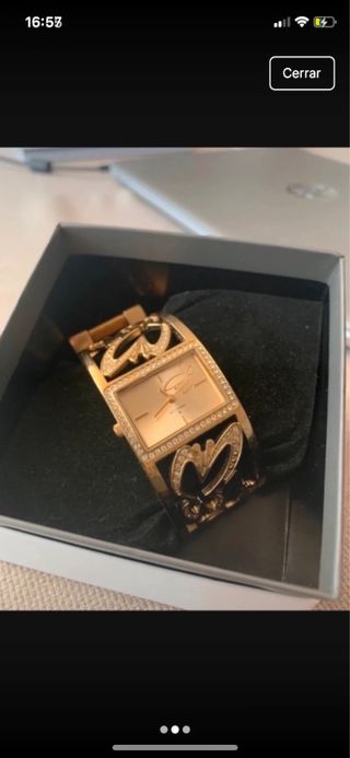 Reloj dorado mujer