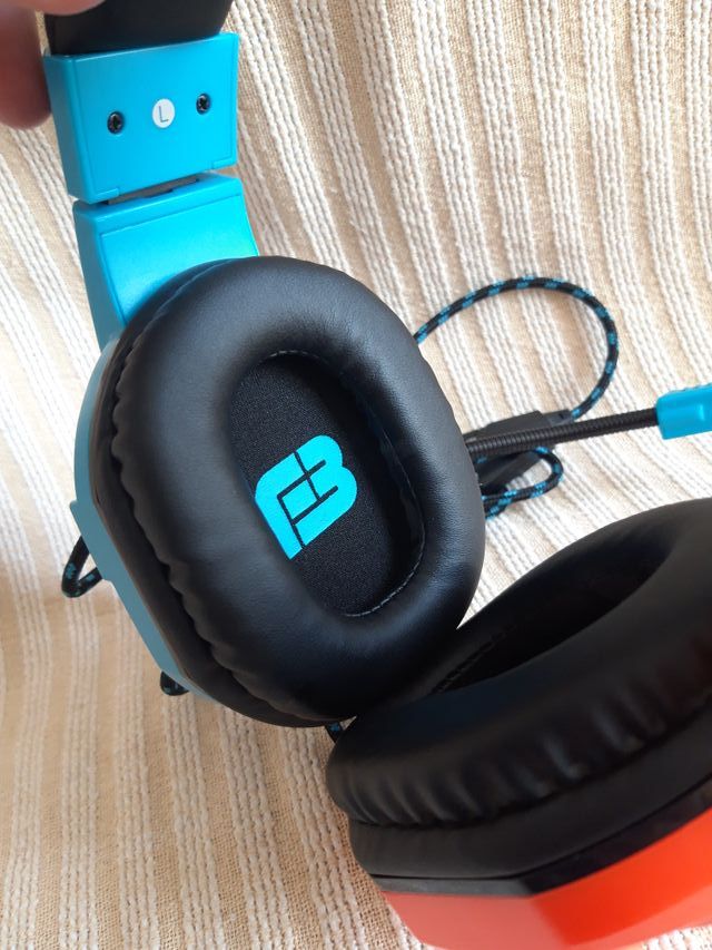Auriculares Gamer BLACKFIRE Azul y Rojo