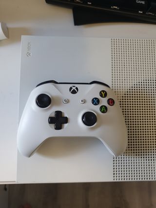 Xbox One S Blanca