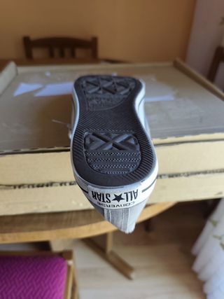 Deportivas Converse Grises