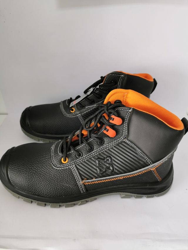 Botas de seguridad Würth Modyf S3 Talla 42 nuevas.