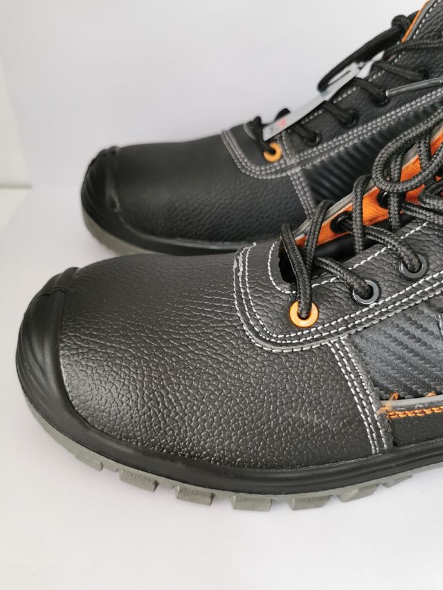 Botas de seguridad Würth Modyf S3 Talla 42 nuevas.