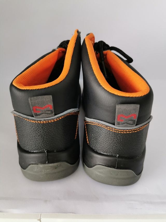 Botas de seguridad Würth Modyf S3 Talla 42 nuevas.
