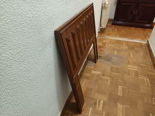 Cabecero de cama de madera