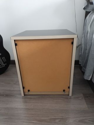 2 Mesitas de Noche Ikea