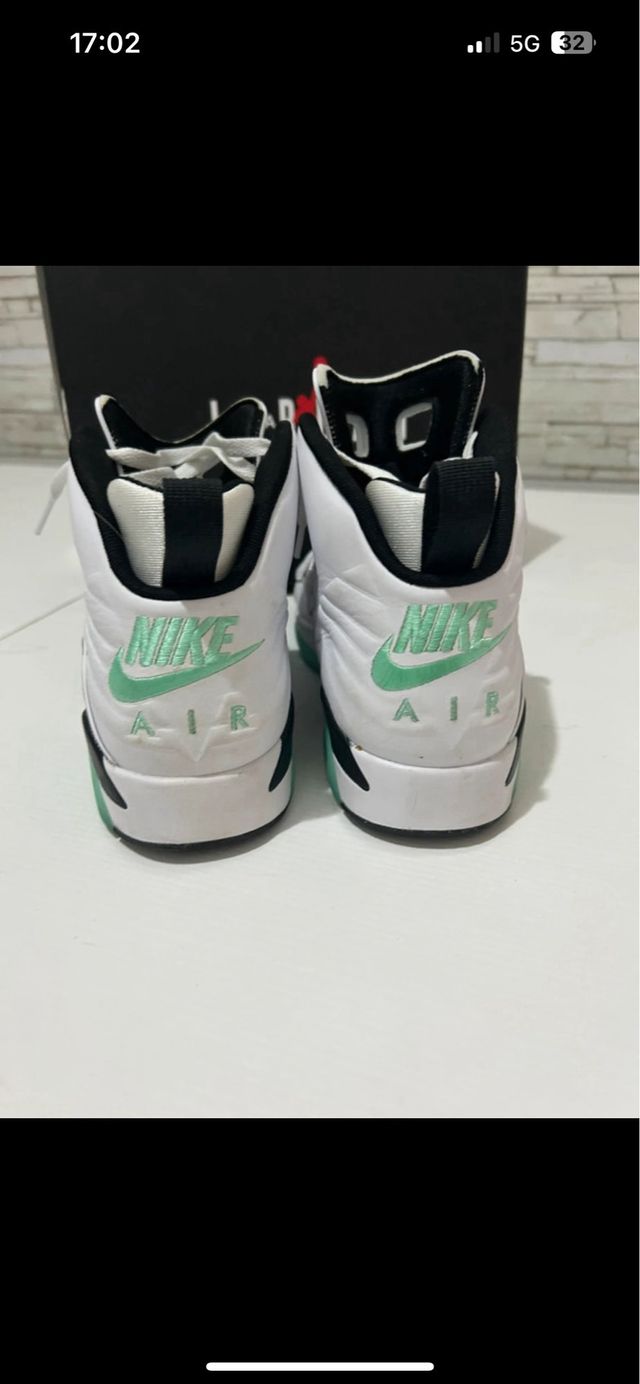 Jordan MVP Taglia 42 pari al nuovo