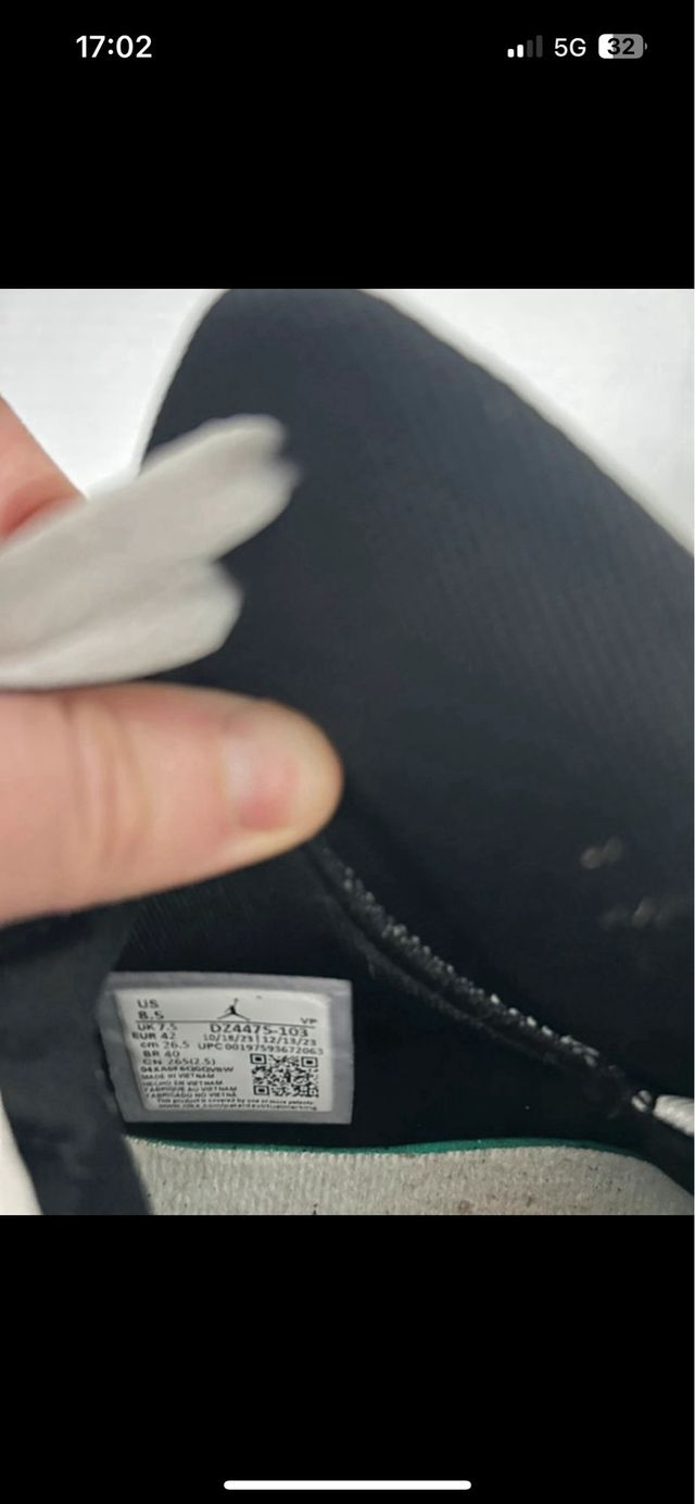 Jordan MVP Taglia 42 pari al nuovo