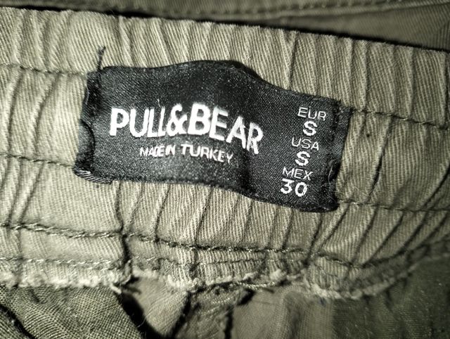 Pantaloni cargo verdi