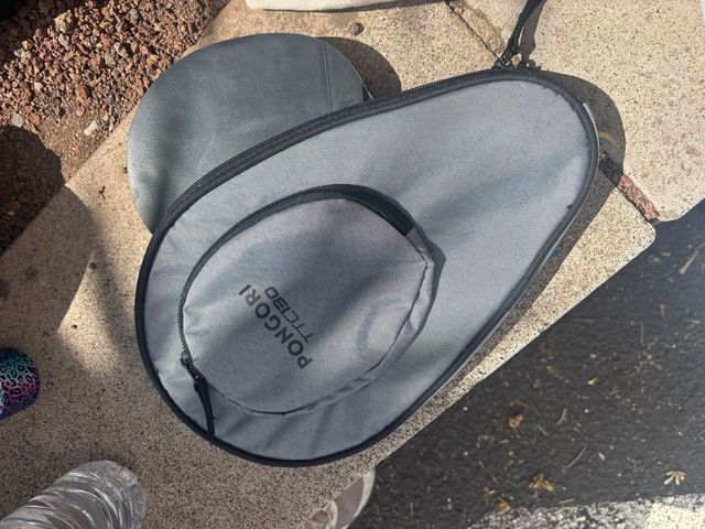 Pala de ping pong con funda