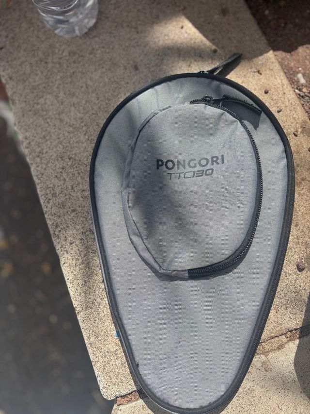 Pala de ping pong con funda
