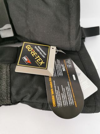 Manoplas montaña Gore-Tex talla M nuevas.