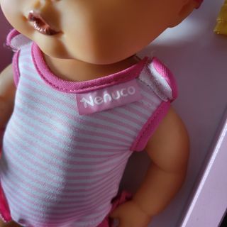 Muñeca Nenuco nadadora .
