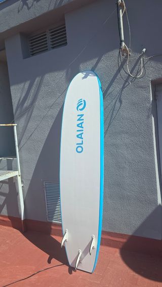 Tabla de surf OLAIAN azul
Solo se uso 2 veces!