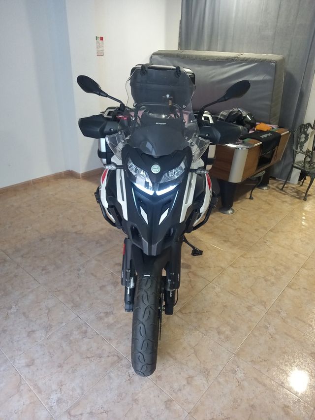 Benelli TRK 502x