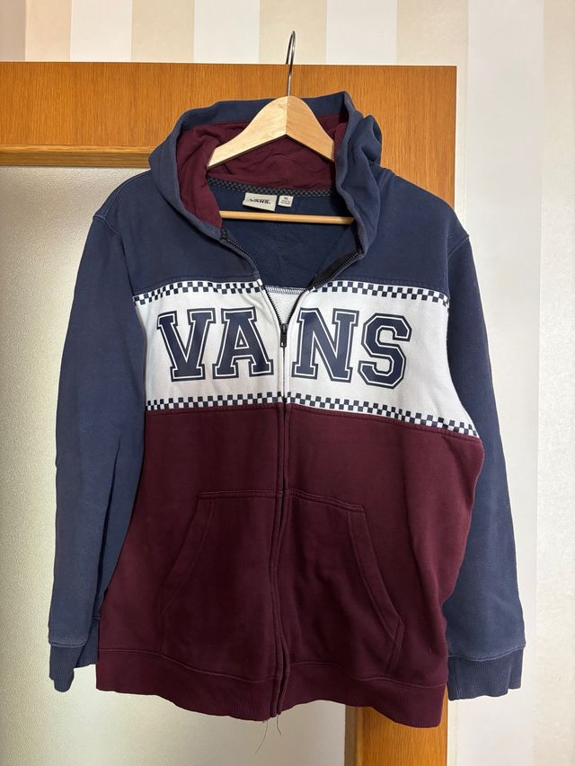 Chaqueta Vans con capucha talla XL niño