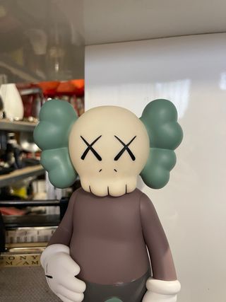 Kaws BFF nuovo in scatola