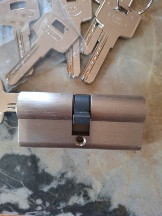 Cerradura 70mm Leva Corta