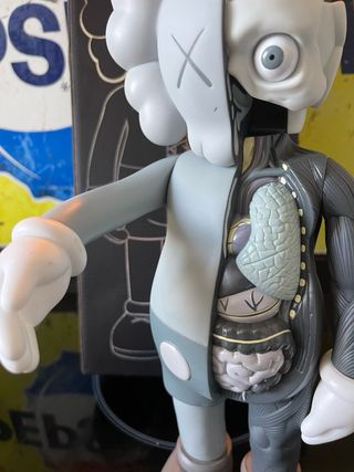 Kaws Dissected Companion versione alta 35cm