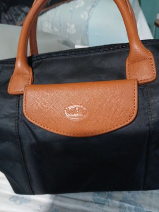 Borsa nera e marrone